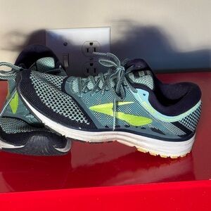 Brooks Women's Sneakers - Blue and Green